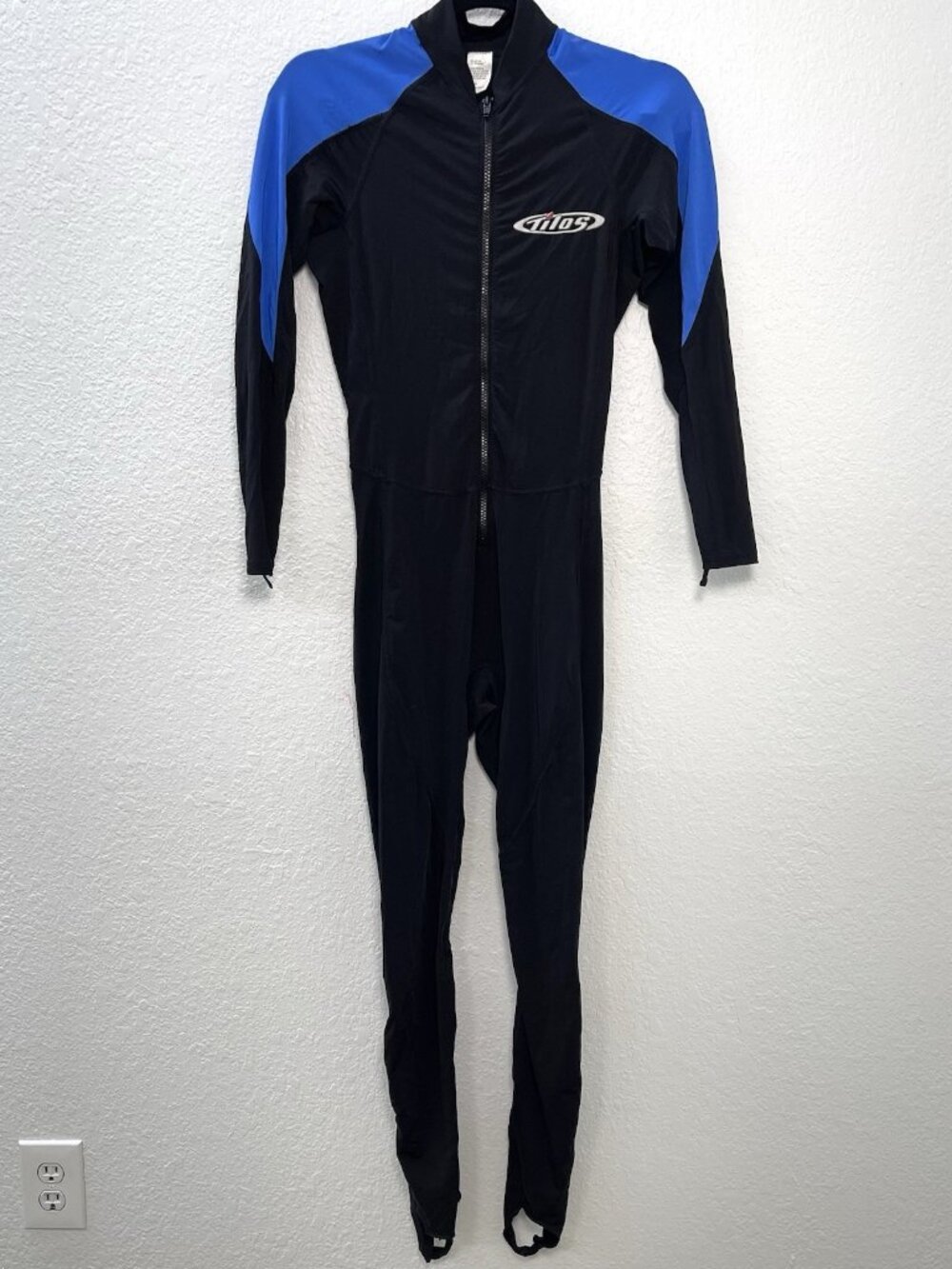 TILOS Adult Unisex MEDIUM 6oz Skin Suit Sun Protection Full Body Swimsuit Swim